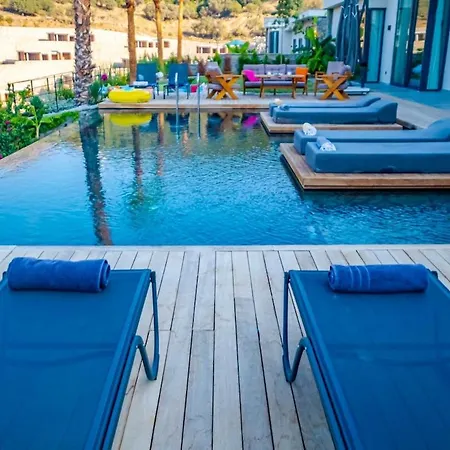 Luxury With Pool In Toscana Yalikavak