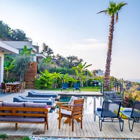 Luxury With Pool In Toscana Yalikavak